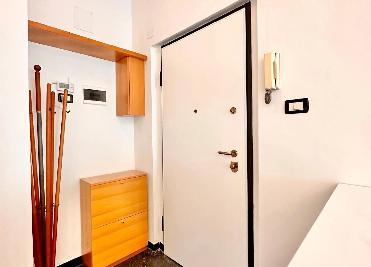 Hostdomus - Casa Anna Apartment Finale Ligure 0*,